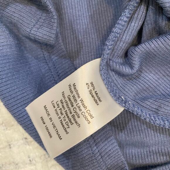 41 Hawthorn Women's Fraidy Knit Blue Surplice Dress Size Medium - Picture 9 of 9